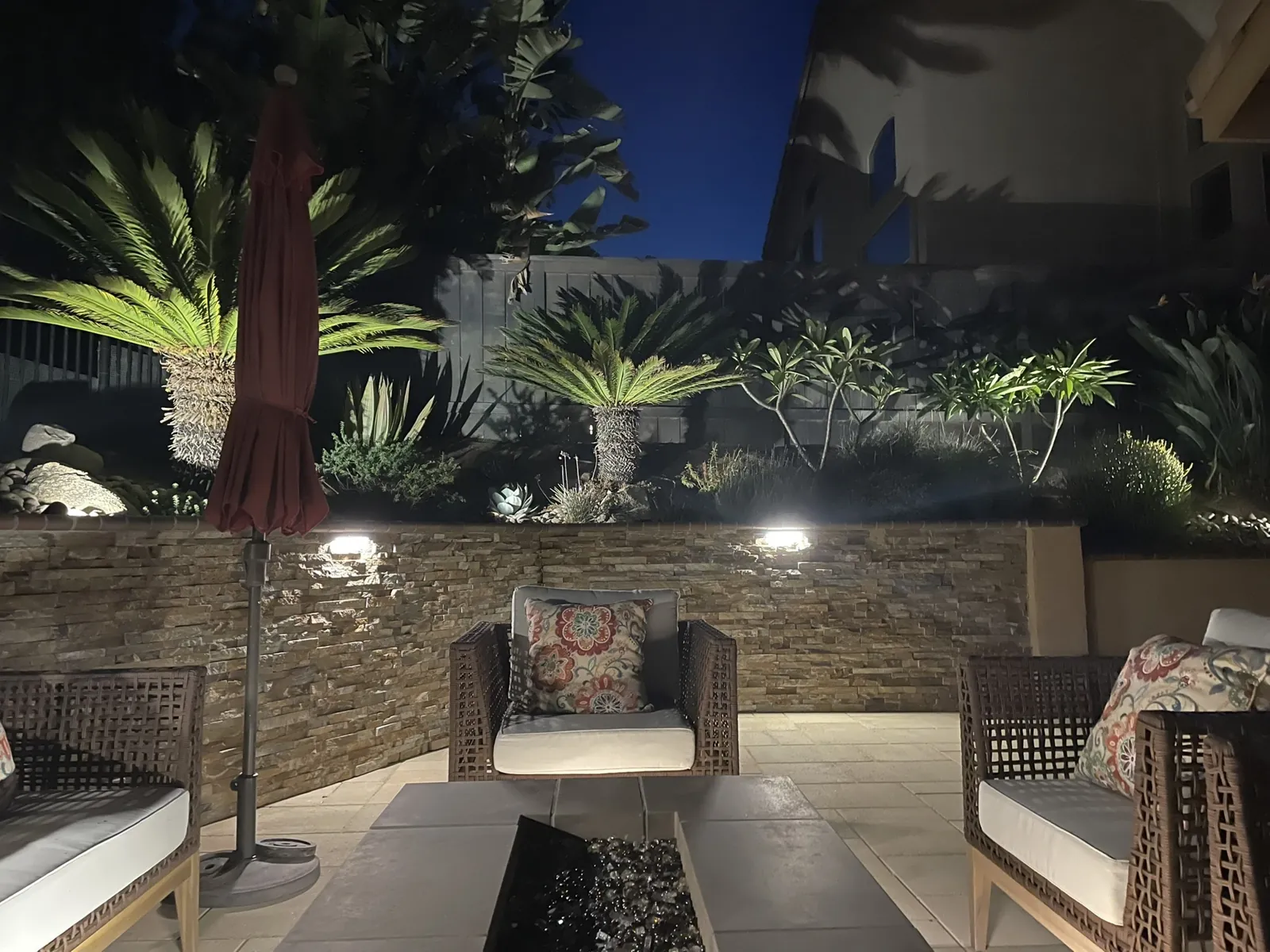 Outdoor Living & Lighting