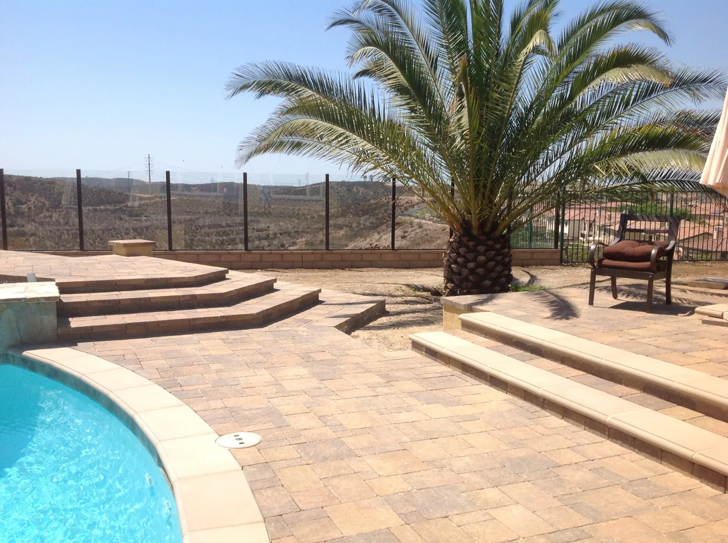 Paving around the poolside garden