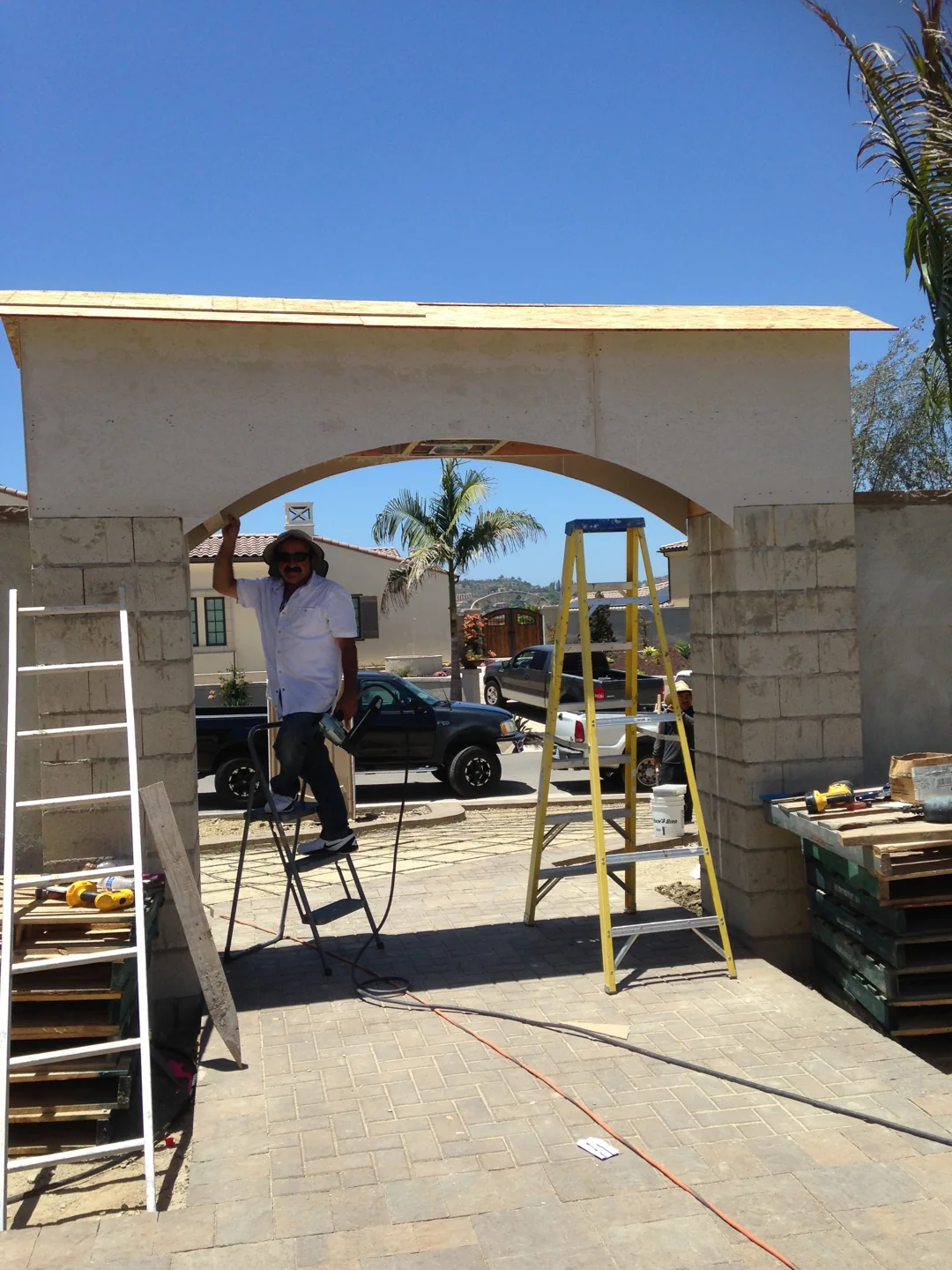 Forming the arched opening